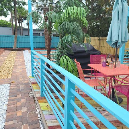 Lake Worth Beach Paradise Cove Cottage 2-1Bedroom Exterior photo