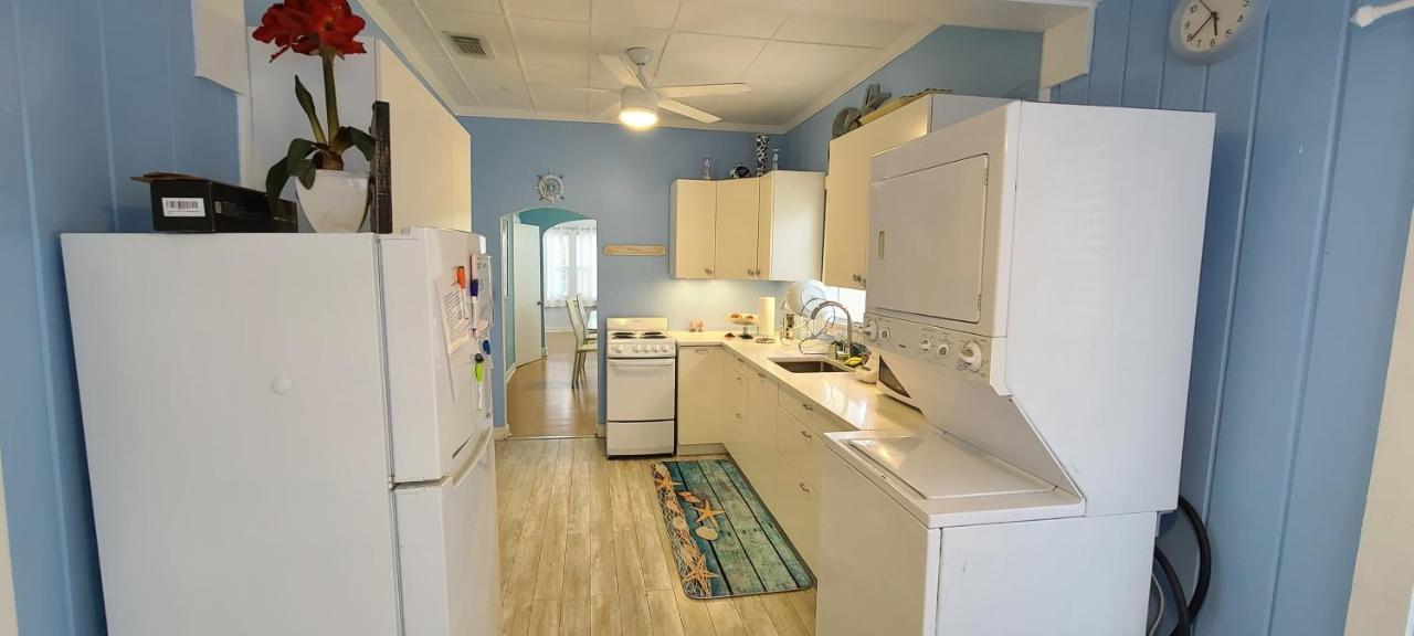 Lake Worth Beach Paradise Cove Cottage 2-1Bedroom Exterior photo